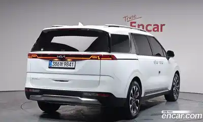 Kia Canival 2023 3.5 Автомат в Москве № 132632, миниатюра 6