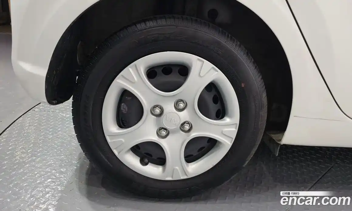 Kia Morning 2021 1.0 Автомат в Москве № 133613, фото 20