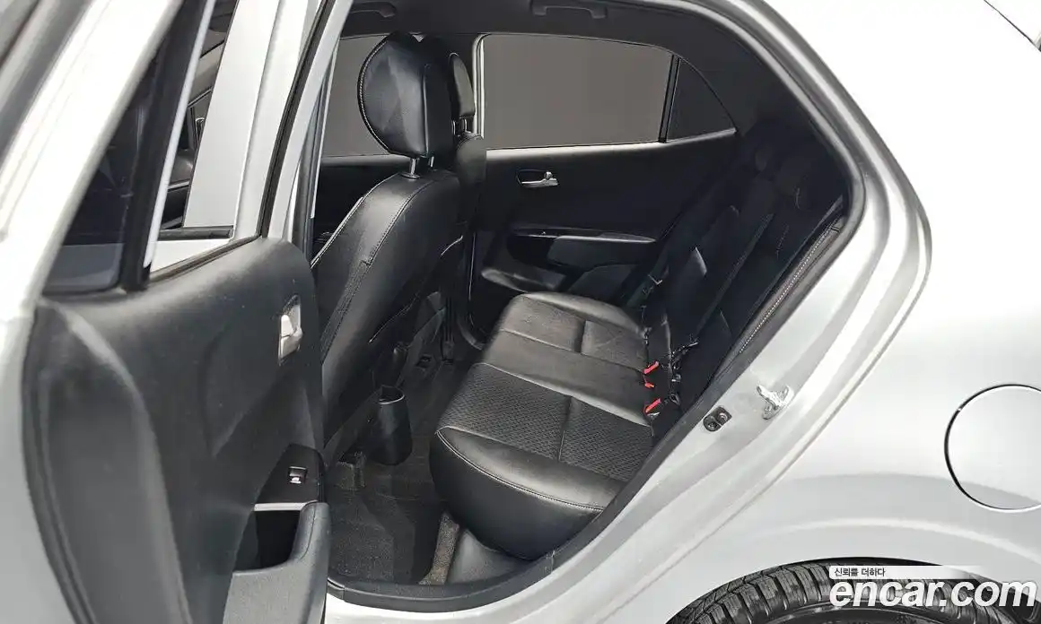 Kia Morning 2020 1.0 Автомат в Москве № 133776, фото 11