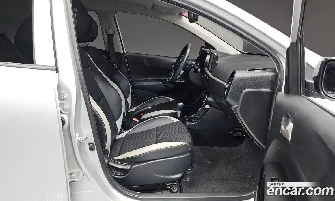 Kia Morning 2020 1.0 Автомат в Москве № 133776, фото 6