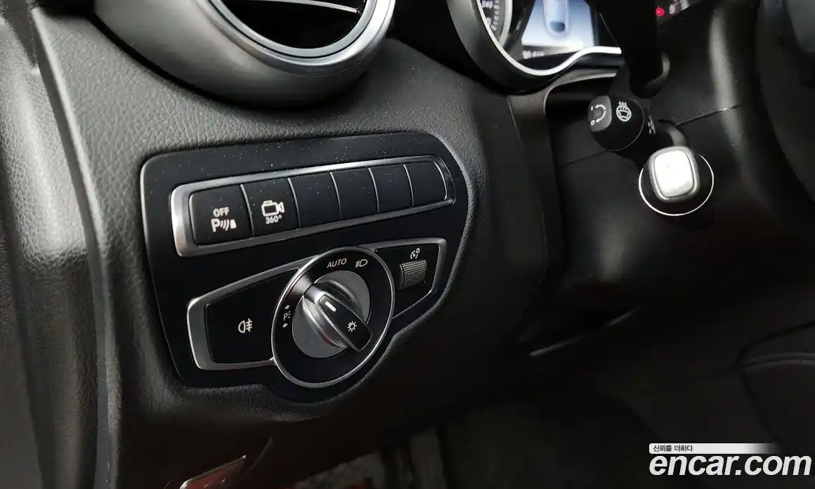 Mercedes-Benz GLC-Class 2018 2.1 Автомат в Москве № 138882, фото 17