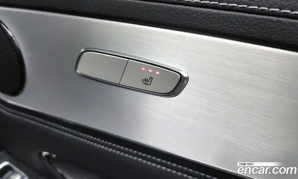 Mercedes-Benz GLC-Class 2018 2.1 Автомат в Москве № 138882, фото 20