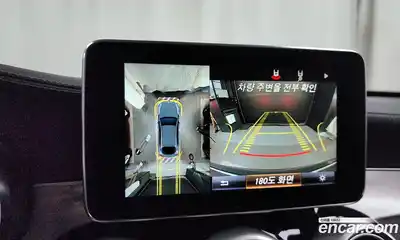 Mercedes-Benz GLC-Class 2018 2.1 Автомат в Москве № 138882, миниатюра 2