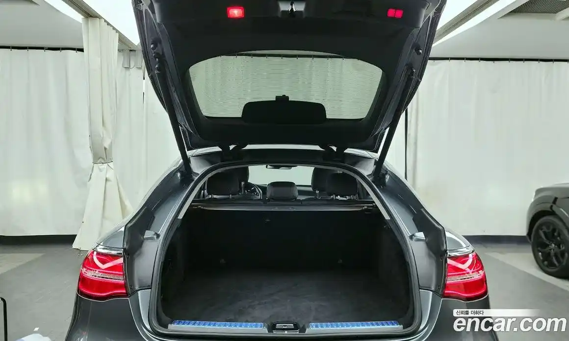 Mercedes-Benz GLC-Class 2018 2.1 Автомат в Москве № 138882, фото 9