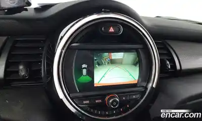 Mini Cooper 2021 1.5 Автомат в Москве № 139579, миниатюра 9