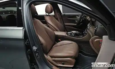 Mercedes-Benz E-Class 2017 2.0 Автомат в Москве № 142604, миниатюра 11