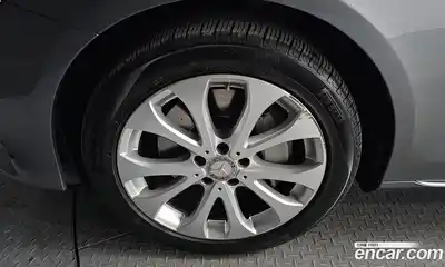 Mercedes-Benz E-Class 2017 2.0 Автомат в Москве № 142604, миниатюра 3