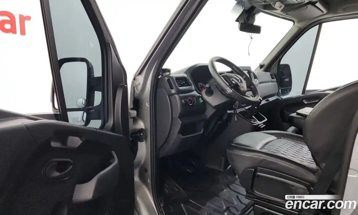 Renault Master 2020 2.3 Механическая в Москве № 148045, фото 15