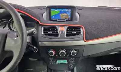 Renault SM3 2016 1.6 Автомат в Москве № 148319, миниатюра 4