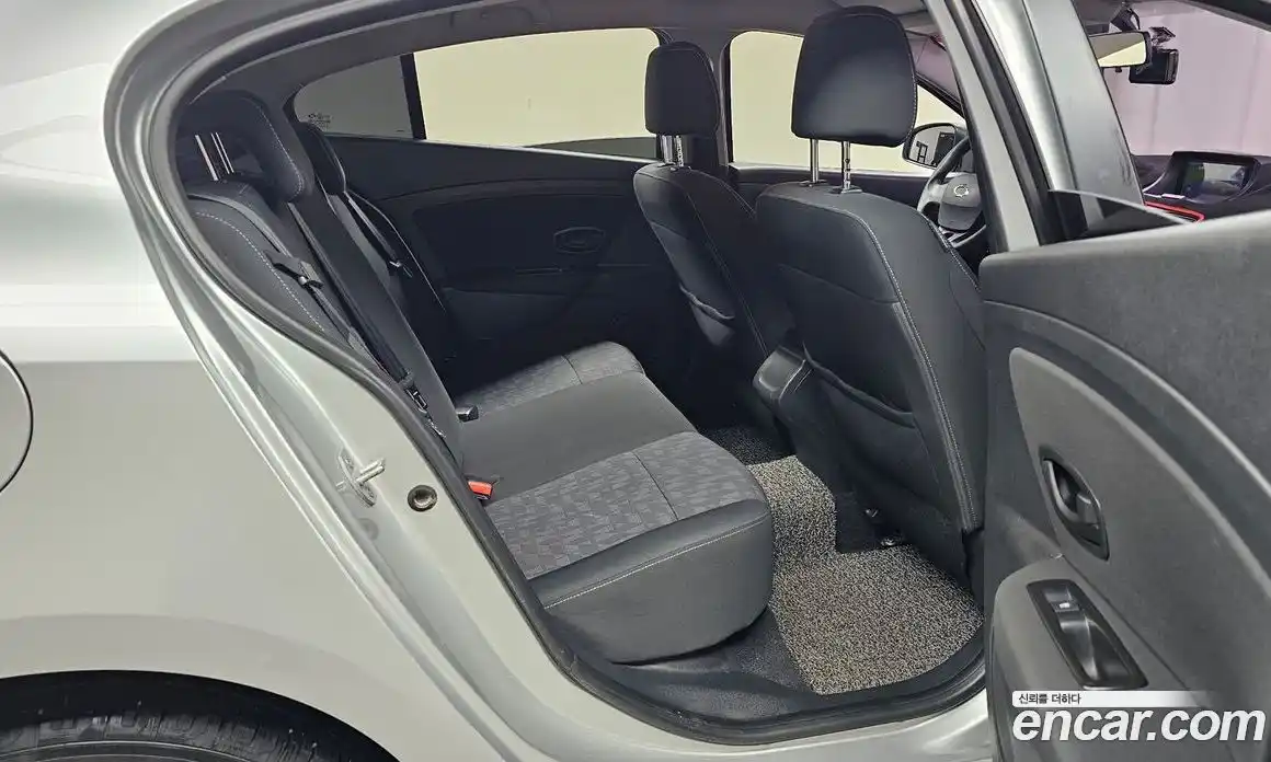 Renault SM3 2016 1.6 Автомат в Москве № 148319, фото 10