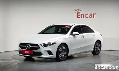 Mercedes-Benz A-Class 2021 1.9 Автомат в Москве № 150693, миниатюра 8