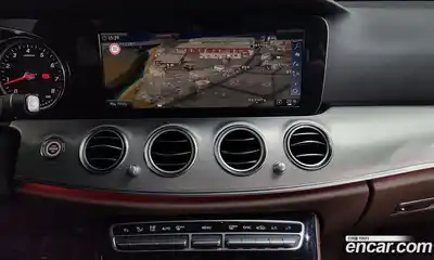 Mercedes-Benz E-Class 2017 2.0 Автомат в Москве № 150792, миниатюра 11