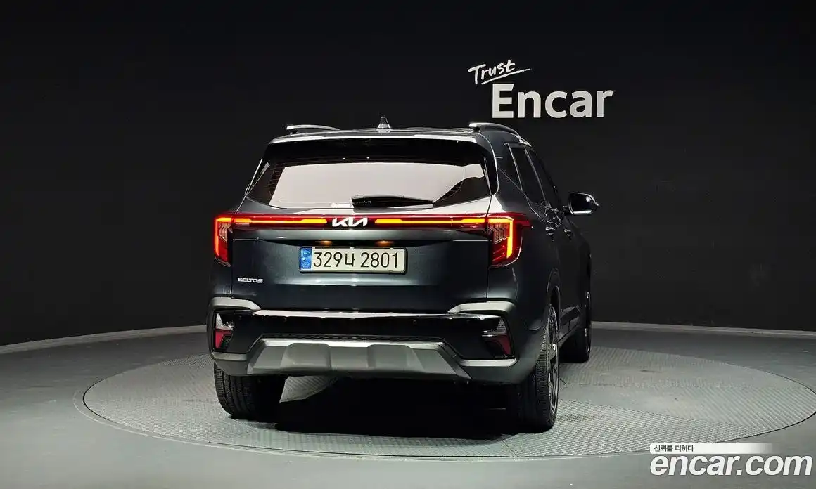 Kia Seltos 2023 1.6 Автомат в Москве № 15342, фото 13