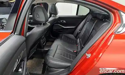 BMW 3-Series 2021 2.0 Автомат в Москве № 157221, миниатюра 3