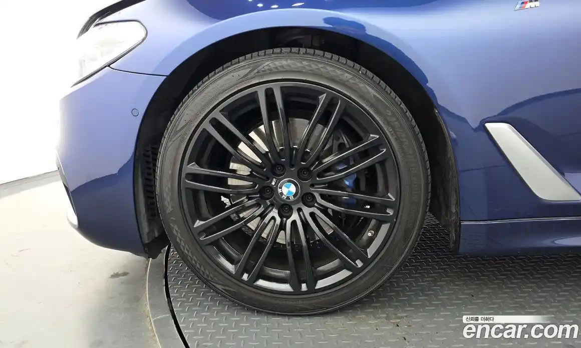 BMW 5-Series 2019 2.0 Автомат в Москве № 158978, фото 3