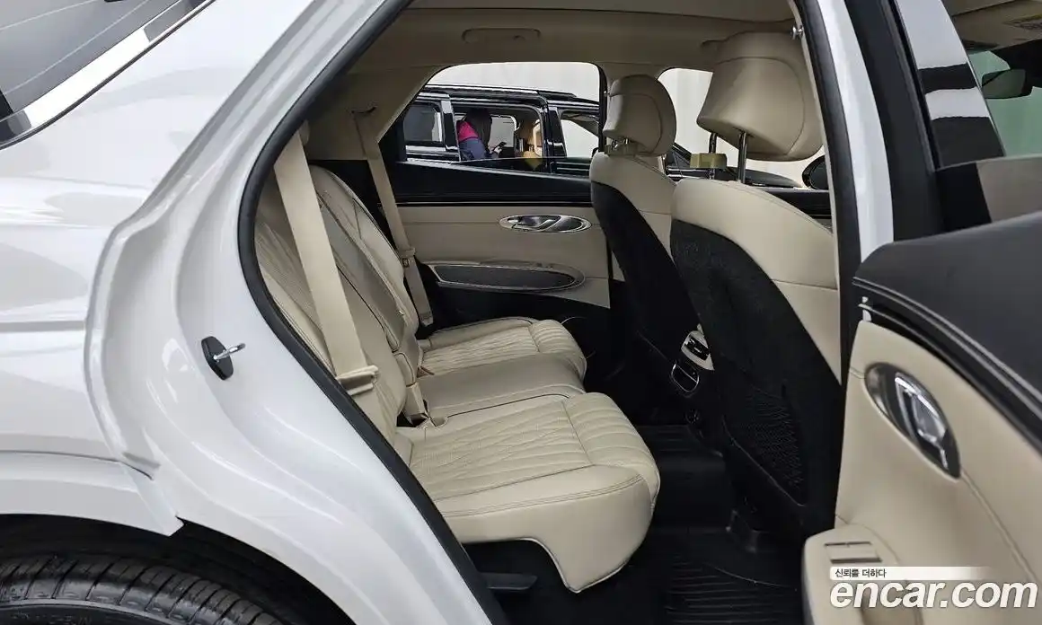 Genesis GV70 2024 2.5 Автомат в Москве № 16067, фото 11