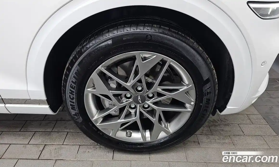 Genesis GV70 2024 2.5 Автомат в Москве № 16067, фото 12