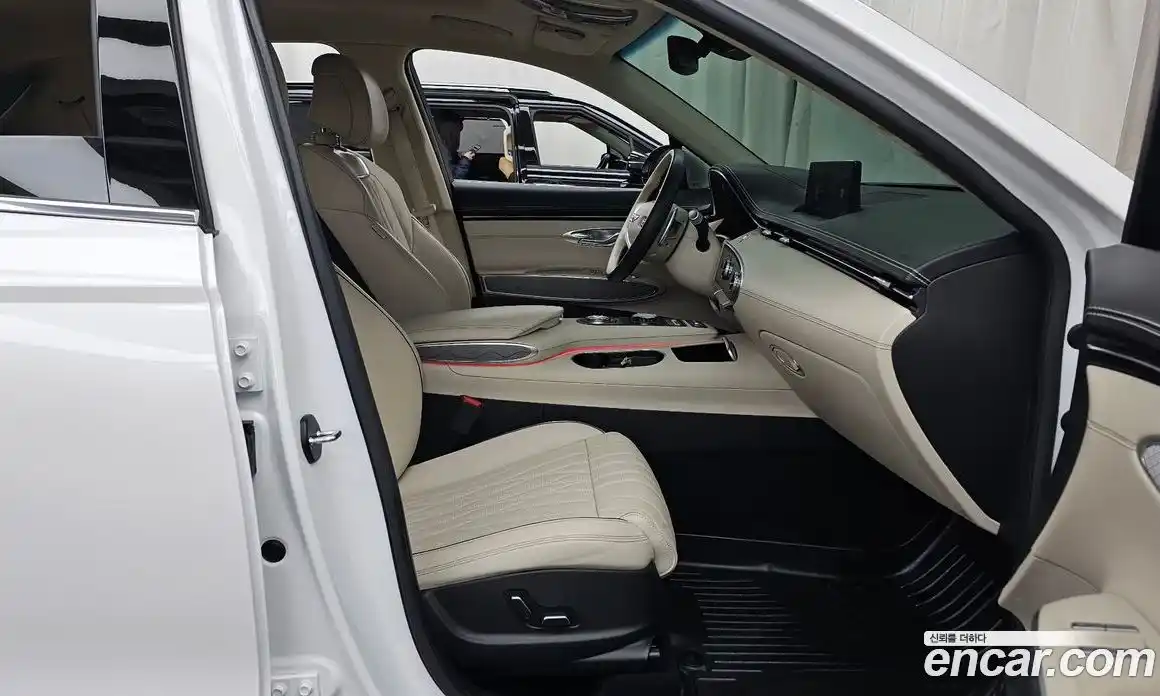 Genesis GV70 2024 2.5 Автомат в Москве № 16067, фото 15