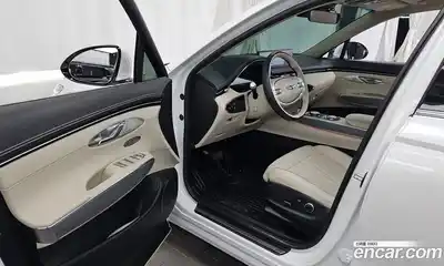 Genesis GV70 2024 2.5 Автомат в Москве № 16067, миниатюра 10