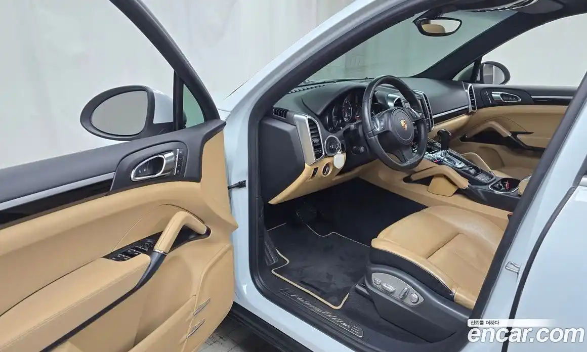 Porsche Cayenne 2014 3.0 Автомат в Москве № 165616, фото 12