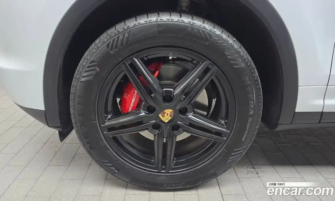 Porsche Cayenne 2014 3.0 Автомат в Москве № 165616, фото 16