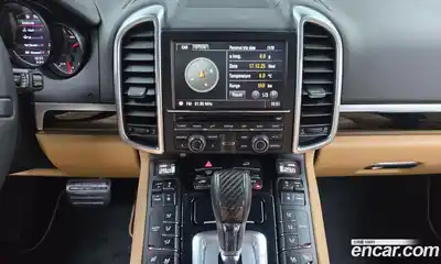 Porsche Cayenne 2014 3.0 Автомат в Москве № 165616, миниатюра 6