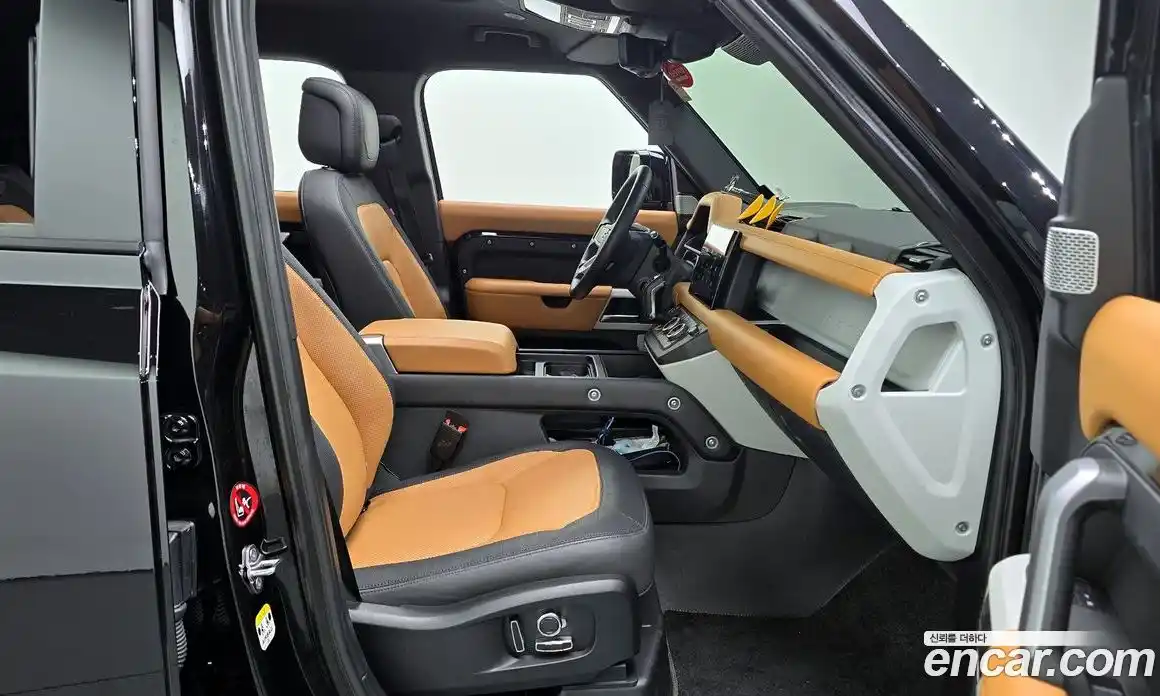 Land Rover Defender 2024 3.0 Автомат в Москве № 166073, фото 15