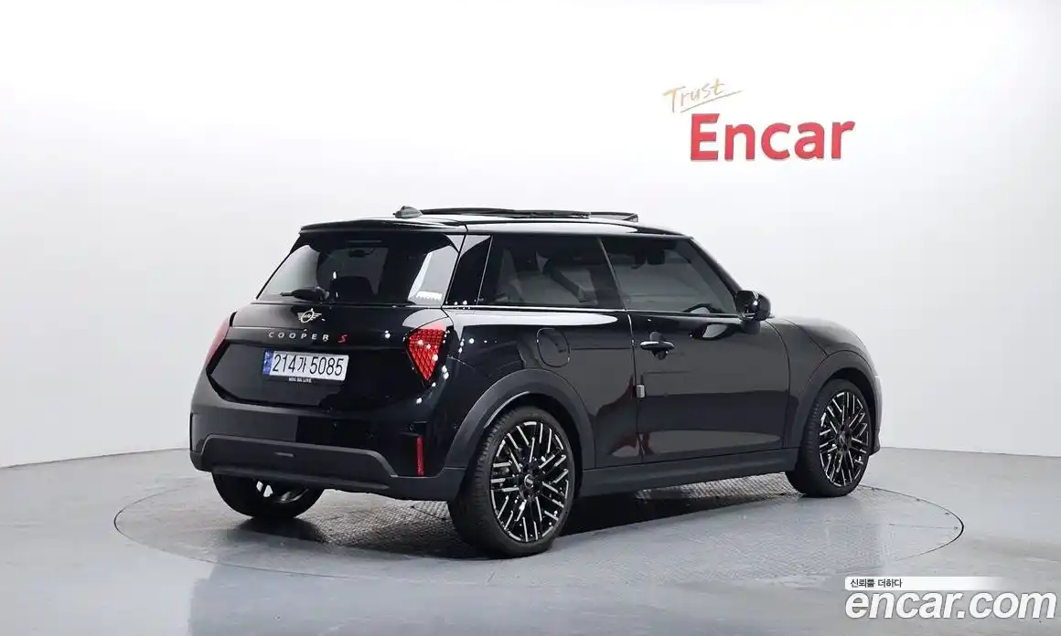 Mini Cooper 2025 2.0 Автомат в Москве № 167000, фото 18