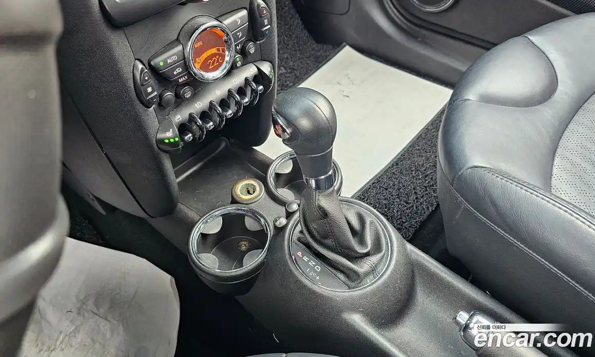 Mini Cooper 2011 1.6 Автомат в Москве № 167269, фото 12