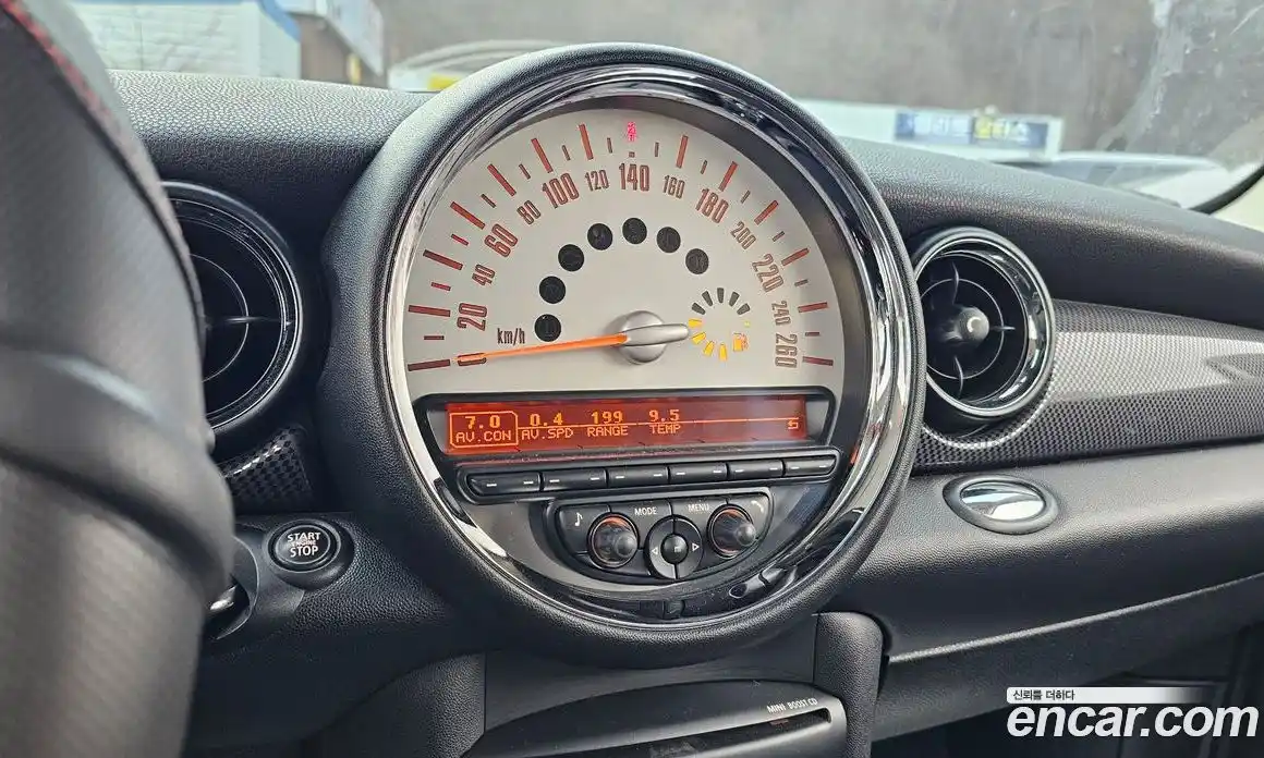 Mini Cooper 2011 1.6 Автомат в Москве № 167269, фото 9