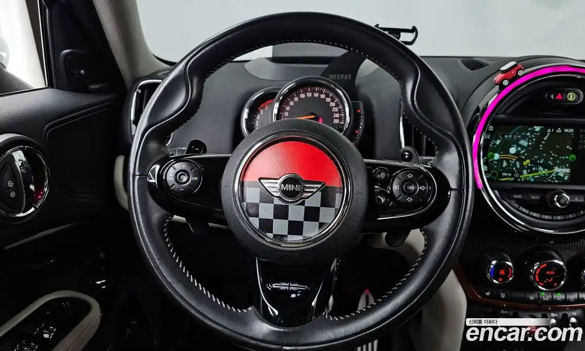 Mini Countryman 2017 2.0 Автомат в Москве № 167271, фото 18