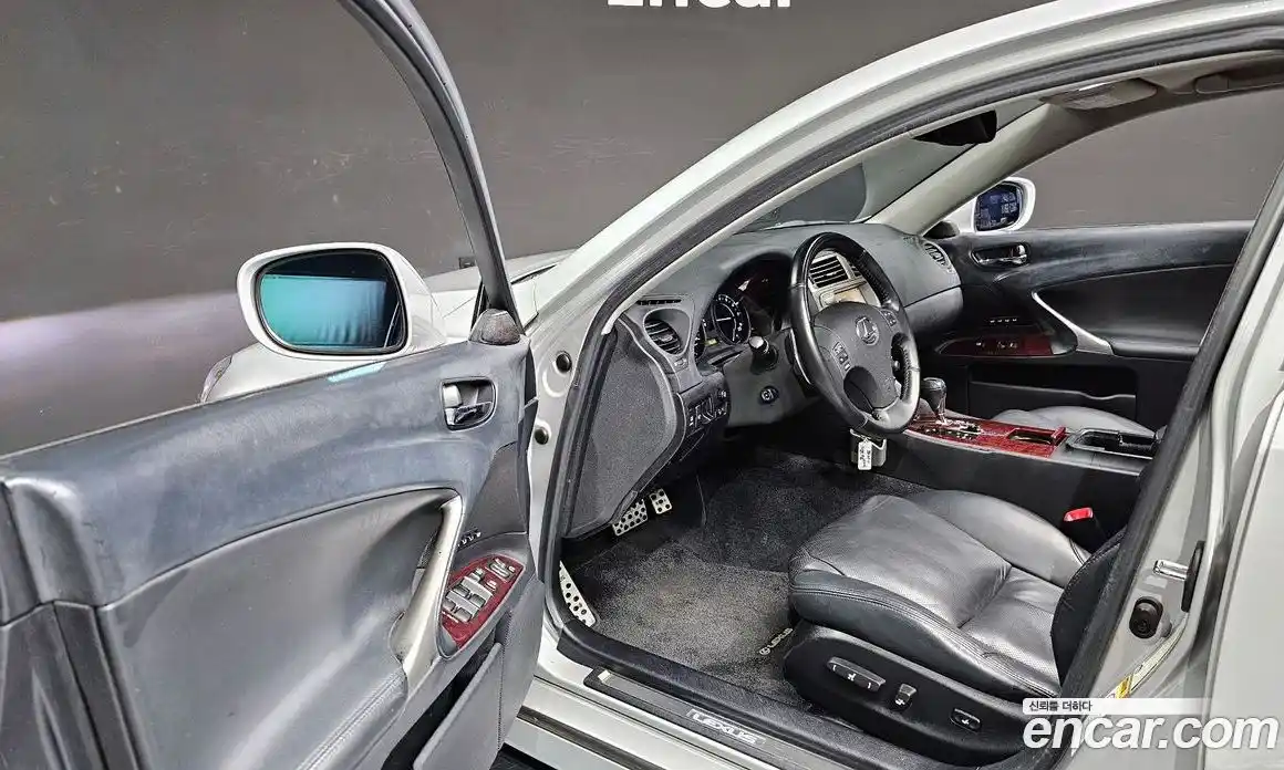 Lexus IS 2008 2.5 Автомат в Москве № 168225, фото 20