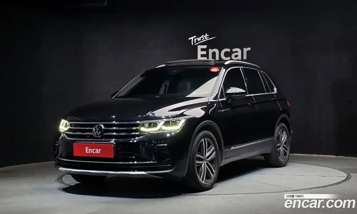 Volkswagen Tiguan 2023 2.0 Автомат в Москве № 168709, фото 13