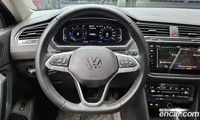 Volkswagen Tiguan 2023 2.0 Автомат в Москве № 168709, миниатюра 6