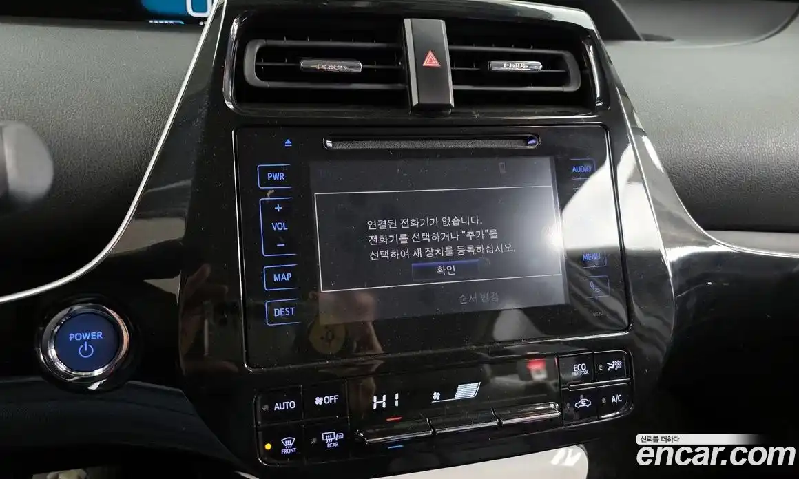 Toyota Prius 2018 1.8 Автомат в Москве № 170294, фото 11