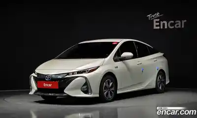 Toyota Prius 2018 1.8 Автомат в Москве № 170294, миниатюра 12