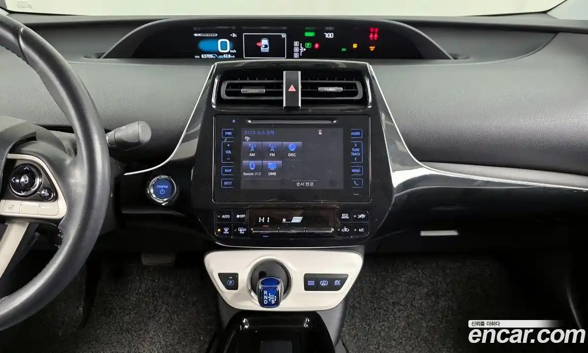 Toyota Prius 2018 1.8 Автомат в Москве № 170294, фото 18