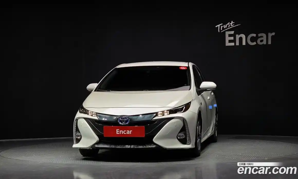 Toyota Prius 2018 1.8 Автомат в Москве № 170294, фото 5