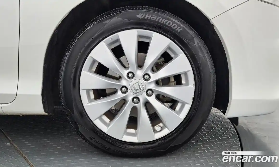 Honda Accord 2013 2.4 Автомат в Москве № 170561, фото 12