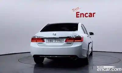 Honda Accord 2013 2.4 Автомат в Москве № 170561, миниатюра 9