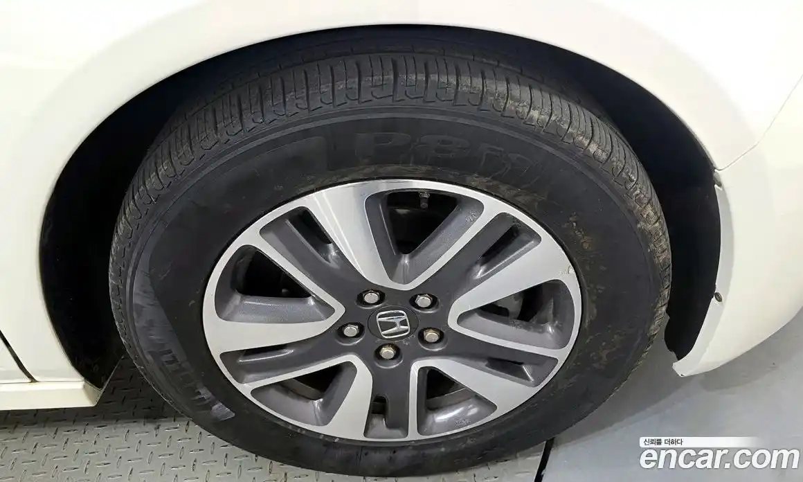 Honda Odyssey 2016 3.5 Автомат в Москве № 170680, фото 19