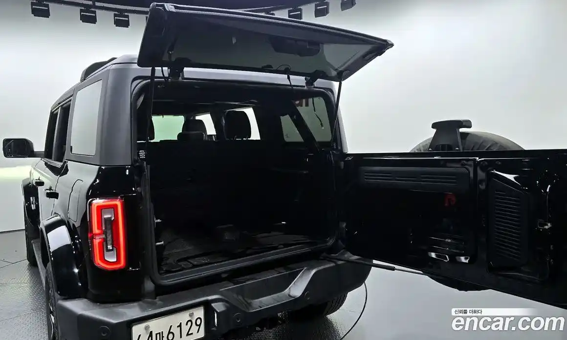 Ford Bronco 2022 2.7 Автомат в Москве № 170770, фото 4