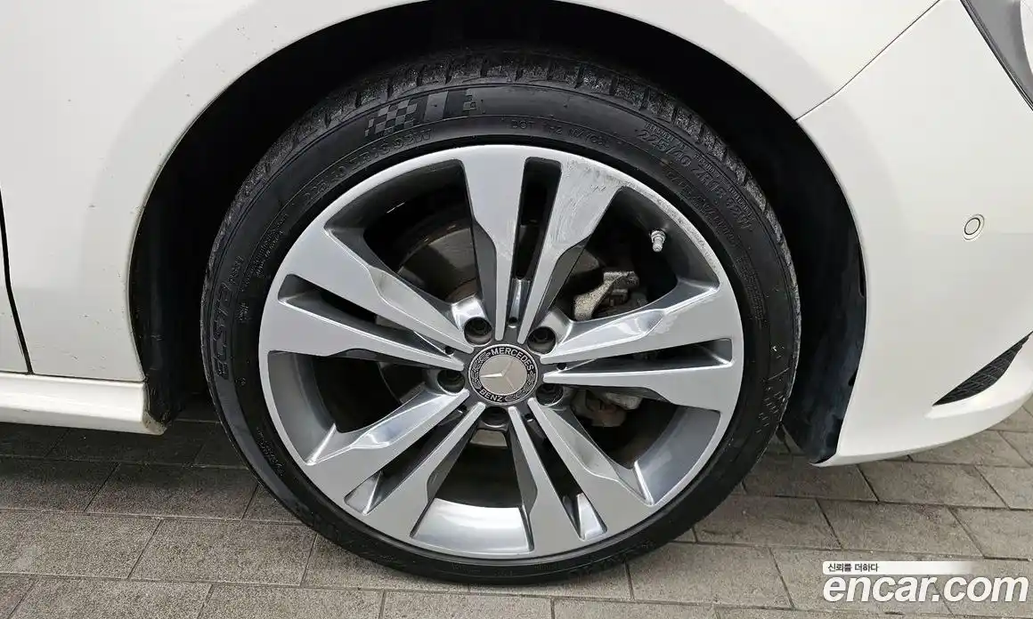 Mercedes-Benz CLA-Class 2015 1.8 Автомат в Москве № 185983, фото 11