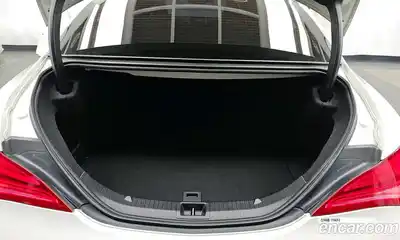 Mercedes-Benz CLA-Class 2015 1.8 Автомат в Москве № 185983, миниатюра 6