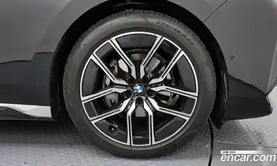 BMW 7-Series 2025 3.0 Автомат в Москве № 186985, миниатюра 9