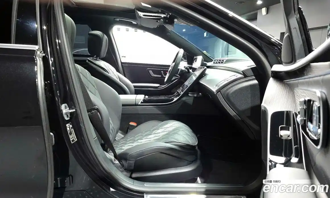 Mercedes-Benz S-Class 2023 2.9 Автомат в Москве № 193886, фото 19