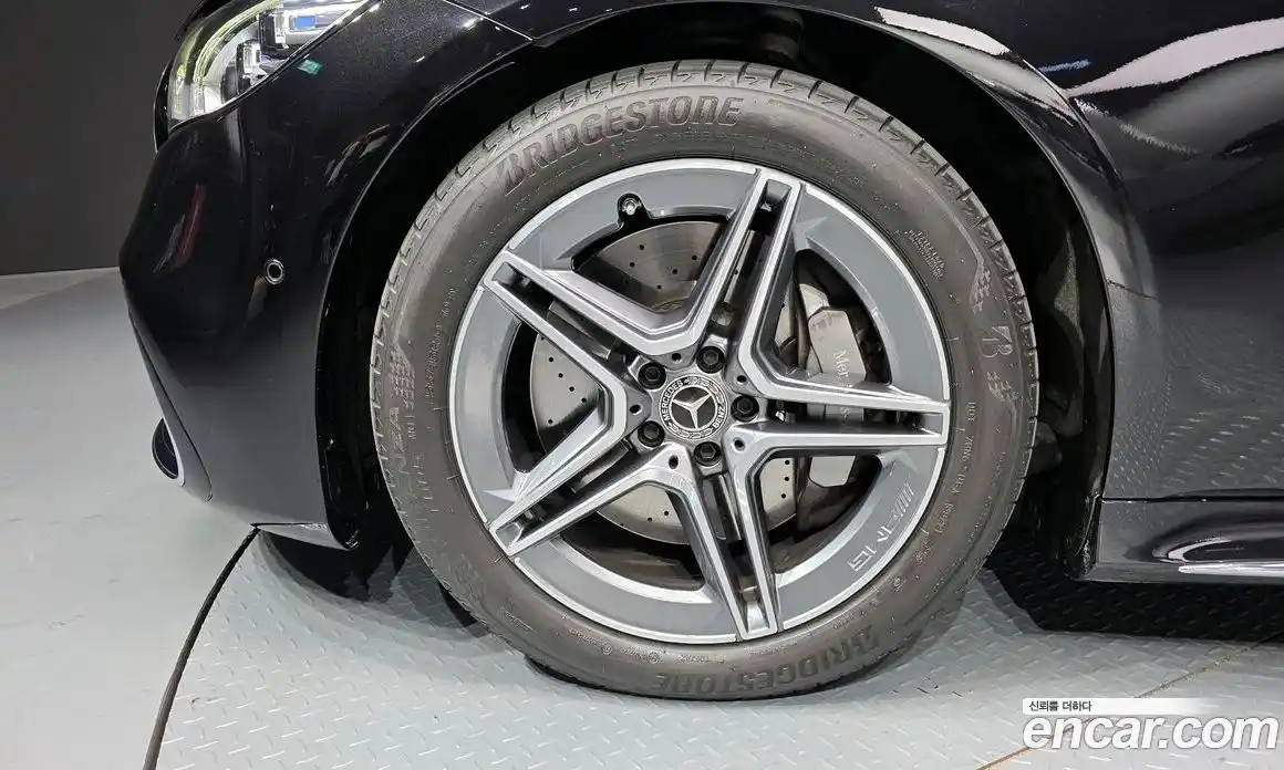 Mercedes-Benz S-Class 2023 2.9 Автомат в Москве № 193886, фото 3