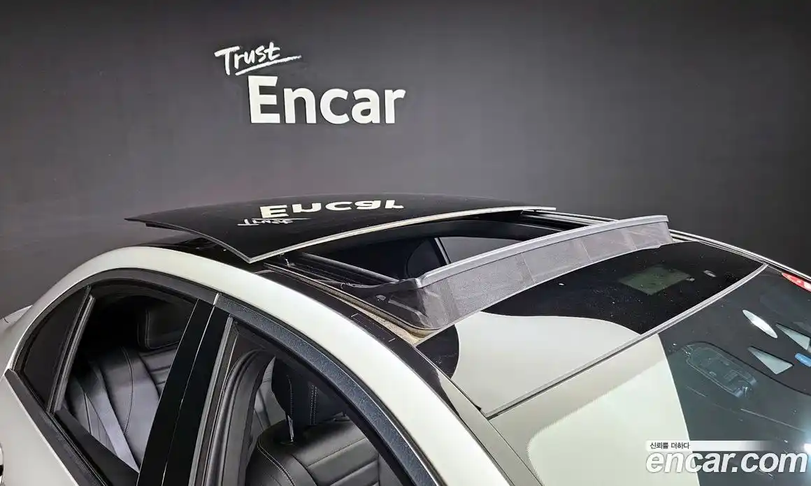 Mercedes-Benz E-Class 2021 2.0 Автомат в Москве № 194354, фото 17