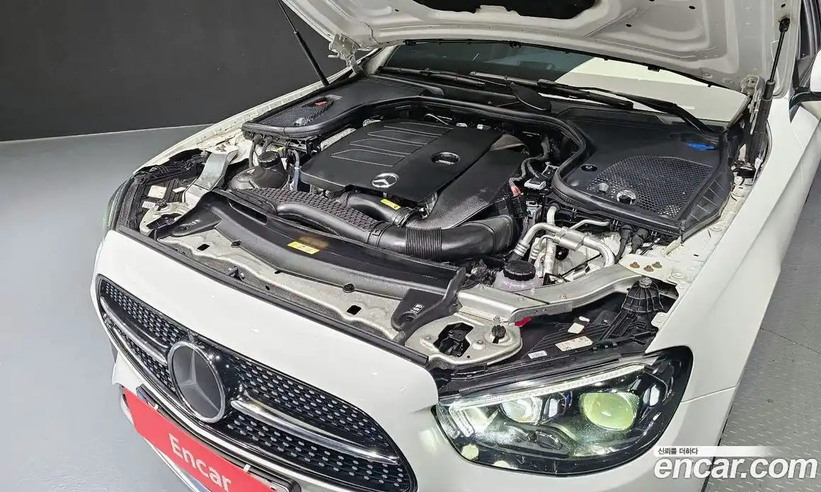 Mercedes-Benz E-Class 2021 2.0 Автомат в Москве № 194354, фото 19