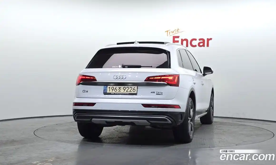 Audi Q5 2022 2.0 Автомат в Москве № 196238, фото 9